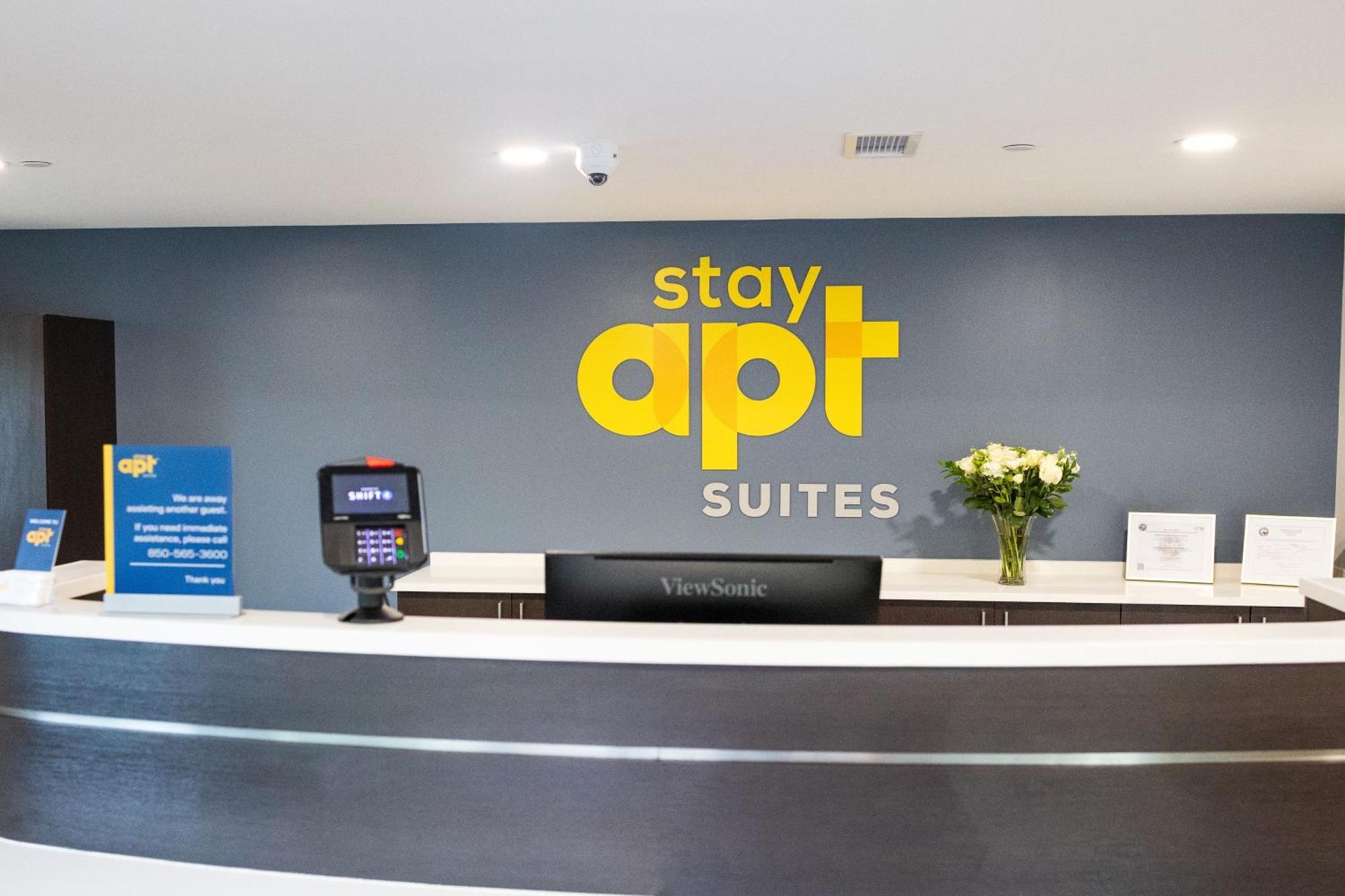 Stayapt Suites Pensacola-Uwf/Florida Hospital Area Ferry Pass Экстерьер фото